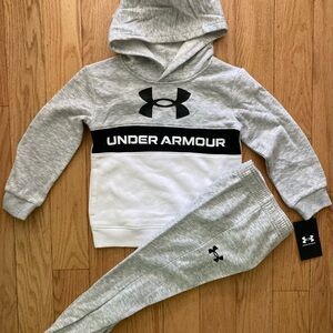 Under Armour Black, Gray, and White Hoodie Set